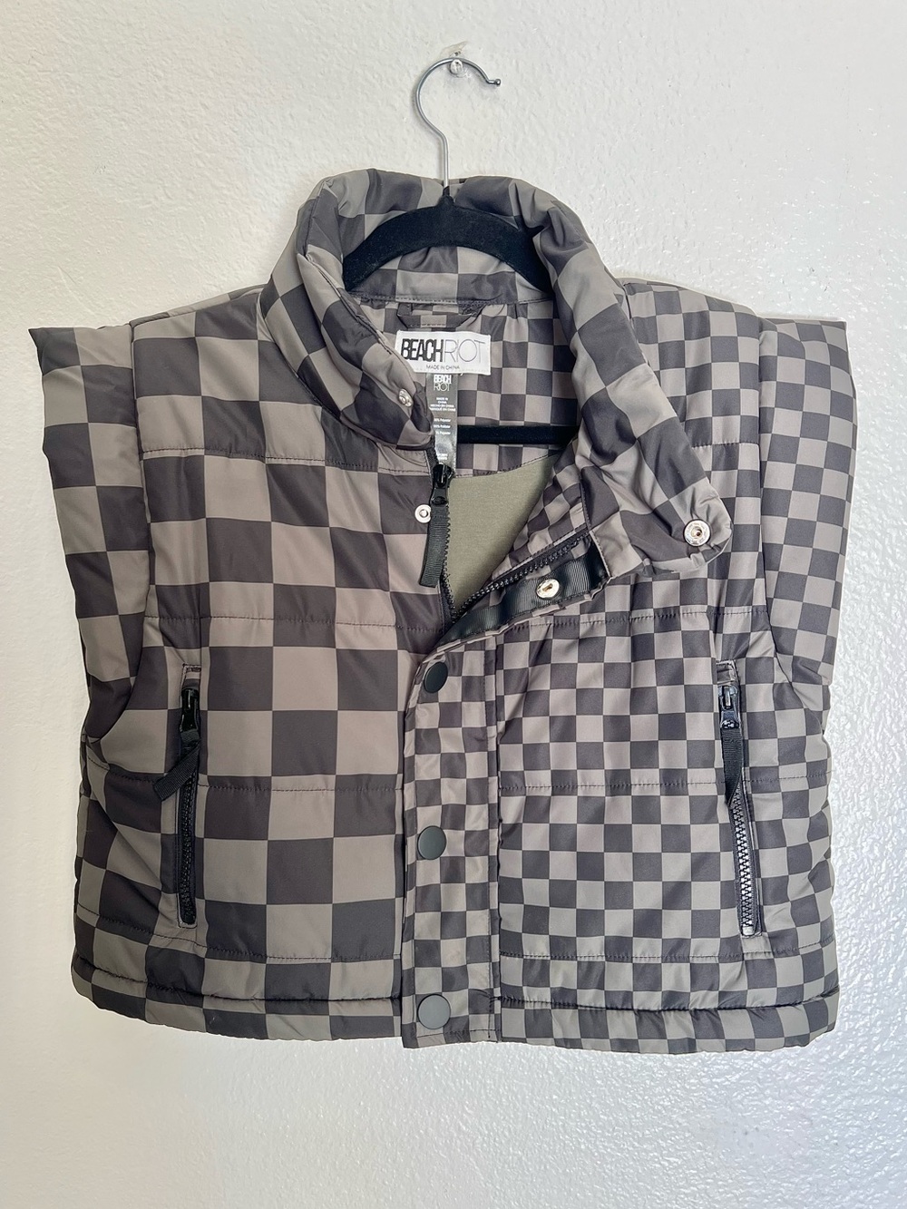 Beach Riot Women’s Puffer Vest Checkered Size Extra Small Black Grey